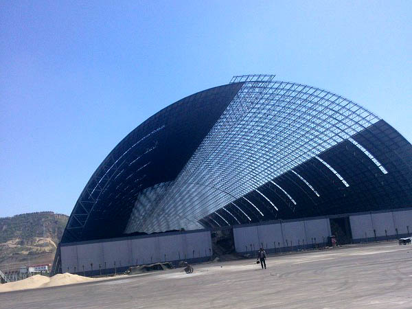 沈阳桶壳螺栓球网架工程